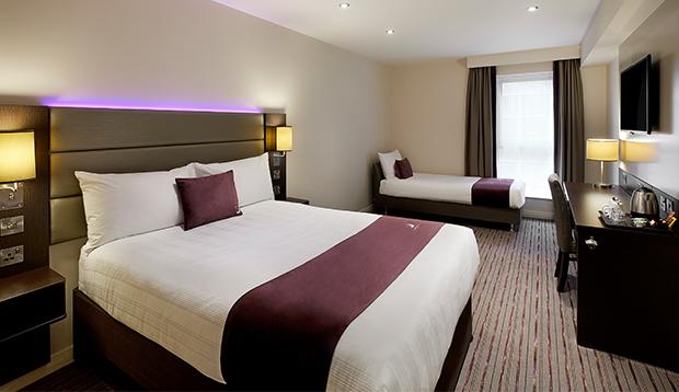 Premier Inn London Hackney Buitenkant foto